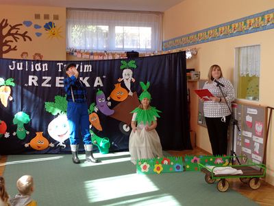 Zdjęcie 52 - Pierwszy Dzień Wiosny - Przedstawienie "Rzepka"