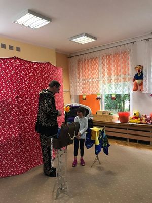 Zdjęcie 9 - CZARY - MARY, CZYLI SPOTKANIE Z MAGIKIEM