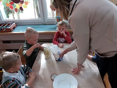 Zdjęcie 2 - Jesienne zaprawy - kompoty owocowe