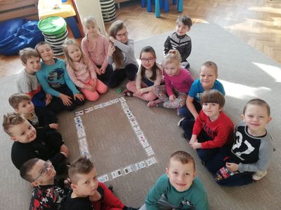 Zdjęcie 11 - 17.03.2021-21.04.2021 r. Ogólnopolski Projekt Edukacyjny Świętujemy! Freblujemy!