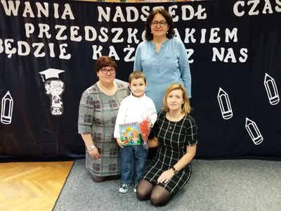 Zdjęcie 6 - Pasowanie na przedszkolaka