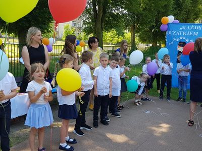 Zdjęcie 17 - Pożegnanie Absolwentów 2020/2021