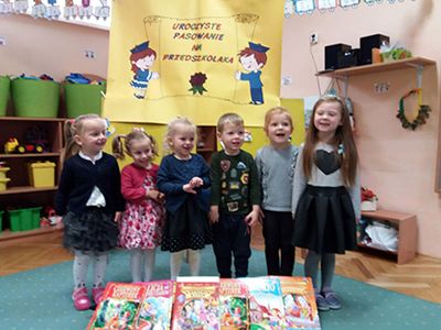 Zdjęcie 41 - Pasowanie na Przedszkolaka