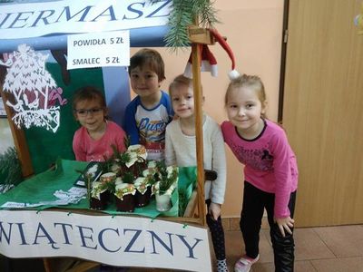 Zdjęcie 7 - KIERMASZ BOŻONARODZENIOWY