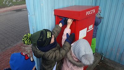 Zdjęcie 37 - Wysyłamy laurki dla dziadków - Dzień Babci i Dziadka