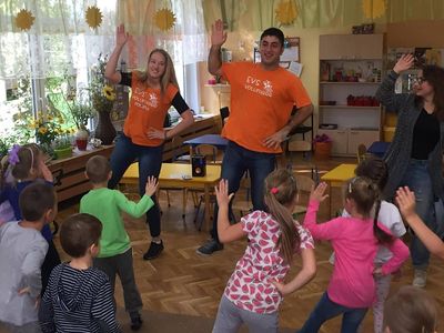 Zdjęcie 5 - SPOTKANIE "STARSZAKÓW" Z WOLONTARIUSZAMI Z CAT