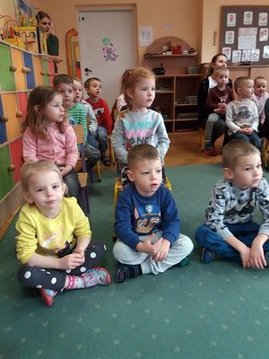 Zdjęcie 23 - Światowy Dzień Osób z Zespołem Downa - Dzień Kolorowej Skarpetki