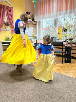 Zdjęcie 2 - WSPÓŁPRACA Z TEATREM MIEJSKIM W LESZNIE