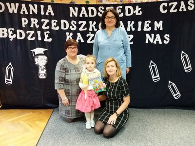 Zdjęcie 5 - Pasowanie na przedszkolaka