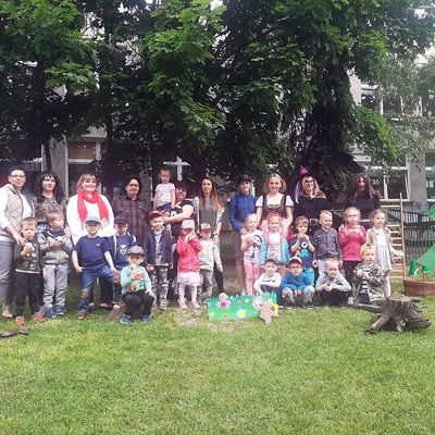 Zdjęcie 72 - Dzień Dziecka - Przedstawienie nauczyciele dzieciom "Jaś I Małgosia"