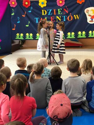 Zdjęcie 1 - MAM TALENT SHOW