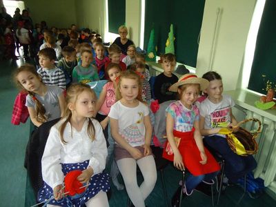 Zdjęcie 1 - STARSZAKI I ICH UDZIAŁ W PRZEGLĄDZIE POEZJI