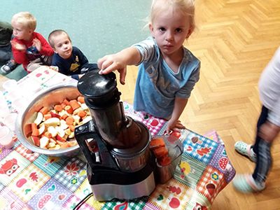 Zdjęcie 18 - Soki owocowo-warzywne pijemy, bo zdrowi być chcemy