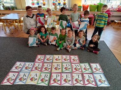 Zdjęcie 17 - Dzień kolorwej skarpetki