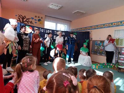 Zdjęcie 74 - Pierwszy Dzień Wiosny - Przedstawienie "Rzepka"