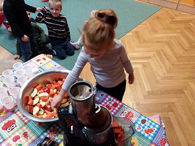 Zdjęcie 25 - Soki owocowo-warzywne pijemy, bo zdrowi być chcemy