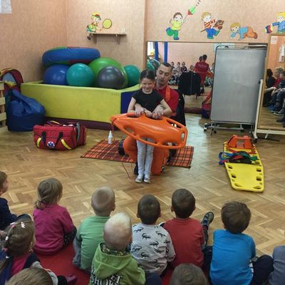 Zdjęcie 9 - WIELCY RATOWNICY....