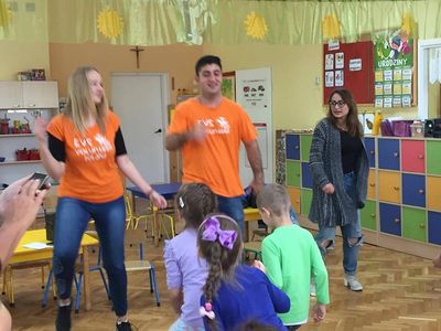 Zdjęcie 12 - SPOTKANIE "STARSZAKÓW" Z WOLONTARIUSZAMI Z CAT