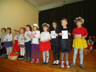 Zdjęcie 7 - STARSZAKI I ICH UDZIAŁ W PRZEGLĄDZIE POEZJI