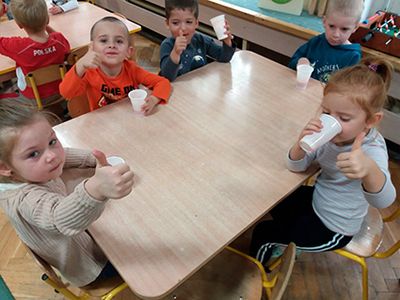 Zdjęcie 7 - Soki owocowo-warzywne pijemy, bo zdrowi być chcemy