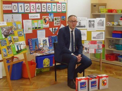 Zdjęcie 2 - SPOTKANIE STARSZAKÓW Z PREZYDENTEM MIASTA LESZNA