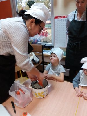 Zdjęcie 1 - Masterchef junior - marchewkowe babeczki
