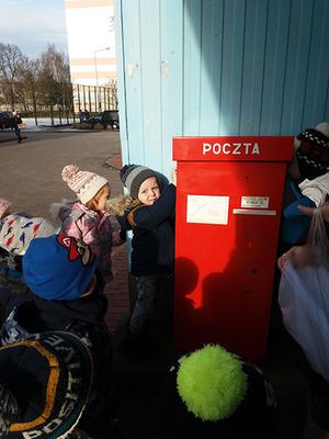 Zdjęcie 18 - Wysyłamy laurki dla dziadków - Dzień Babci i Dziadka