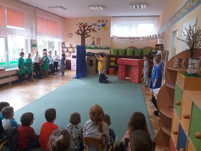 Zdjęcie 6 - Obchody Pierwszego Dnia Wiosny i Światowego Dnia Osób z Zespołem Downa