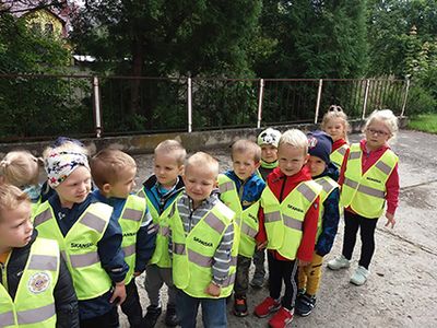 Zdjęcie 5 - Uczymy się prawidłowo poruszać po ulicy