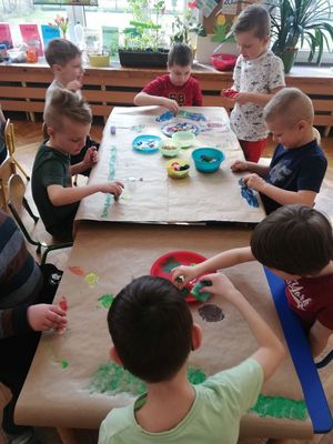 Zdjęcie 13 - 17.03.2021-21.04.2021 r. Ogólnopolski Projekt Edukacyjny Świętujemy! Freblujemy!