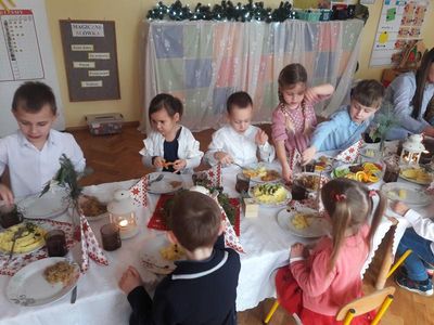 Zdjęcie 9 - WIGILIA U TYGRYSKÓW 2018R
