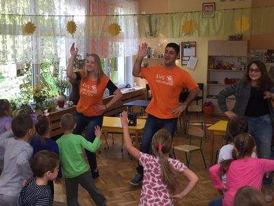 Zdjęcie 10 - SPOTKANIE "STARSZAKÓW" Z WOLONTARIUSZAMI Z CAT