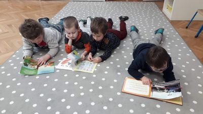 Zdjęcie 5 - Światowy Dzień Pozdrowień i Życzliwości