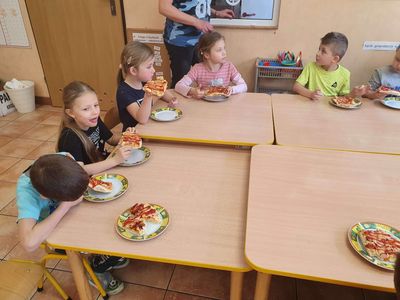 Zdjęcie 2 - Dzień Pizzy