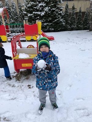 Zdjęcie 5 - Śniegowe zabawy