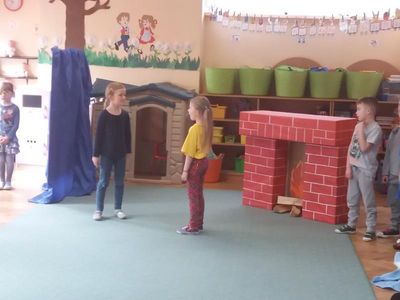 Zdjęcie 4 - Obchody Pierwszego Dnia Wiosny i Światowego Dnia Osób z Zespołem Downa