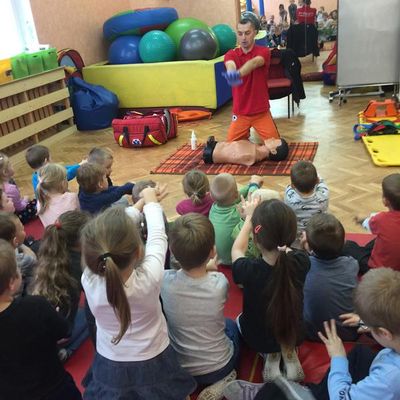 Zdjęcie 3 - WIELCY RATOWNICY....
