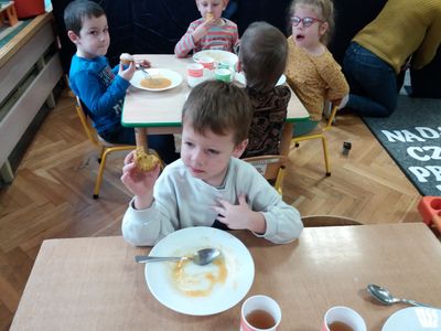 Zdjęcie 19 - Masterchef junior - marchewkowe babeczki