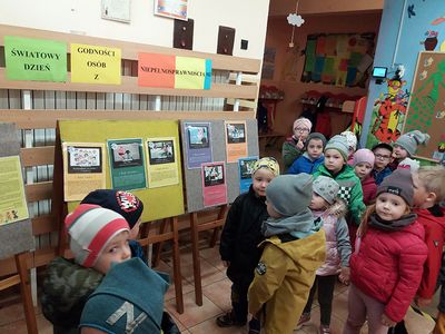 Zdjęcie 10 - Dzień Godności Osób z Niepełnosprawnością Intelektualną
