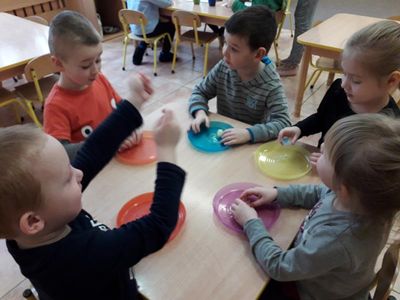 Zdjęcie 7 - ZIMA Z FROEBLEM U KRÓLICZKÓW