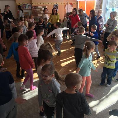 Zdjęcie 3 - WYJĄTKOWI... I KOLOROWI.... DZIEŃ KOLOROWEJ SKARPETKI 2018