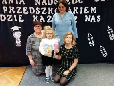 Zdjęcie 7 - Pasowanie na przedszkolaka