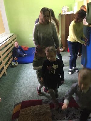 Zdjęcie 9 - FINAŁ PRZEDŚWIĄTECZNYCH PRZYGOTOWAŃ, czyli zajączek i wielkanocne śniadanko w przedszkolu