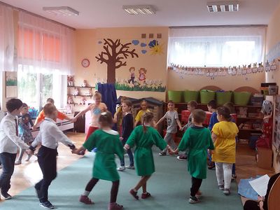 Zdjęcie 17 - Światowy Dzień Osób z Zespołem Downa - Dzień Kolorowej Skarpetki