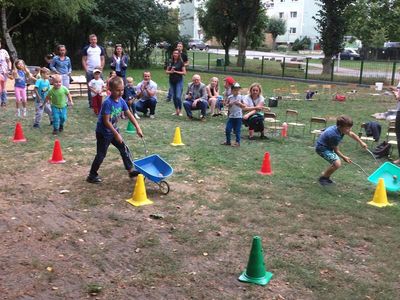 Zdjęcie 4 - PIKNIK PIECZONEGO ZIEMNIAKA "TYGRYSKI"