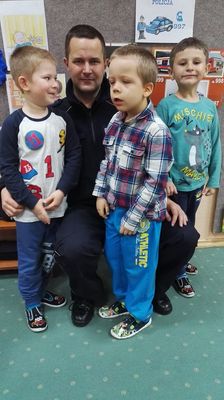 Zdjęcie 23 - SPOTKANIE Z POLICJANTAMI
