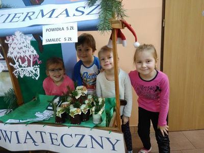 Zdjęcie 6 - KIERMASZ BOŻONARODZENIOWY