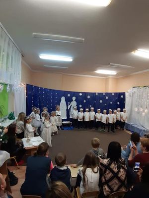 Zdjęcie 6 - ŚWIĄTECZNE SPOTKANIE Z RODZICAMI U KRÓLICZKÓW