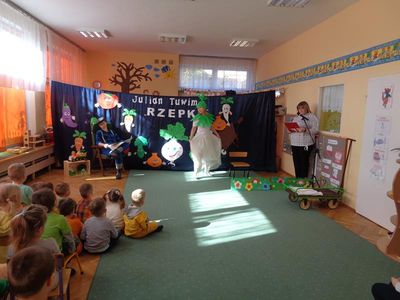 Zdjęcie 17 - Obchody Pierwszego Dnia Wiosny i Światowego Dnia Osób z Zespołem Downa