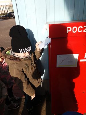 Zdjęcie 12 - Wysyłamy laurki dla dziadków - Dzień Babci i Dziadka
